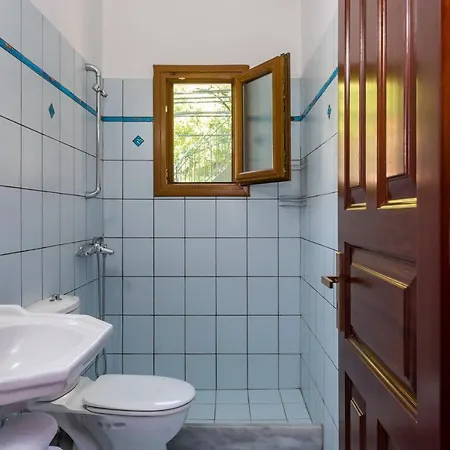 Kompitsi Κομπίτσι