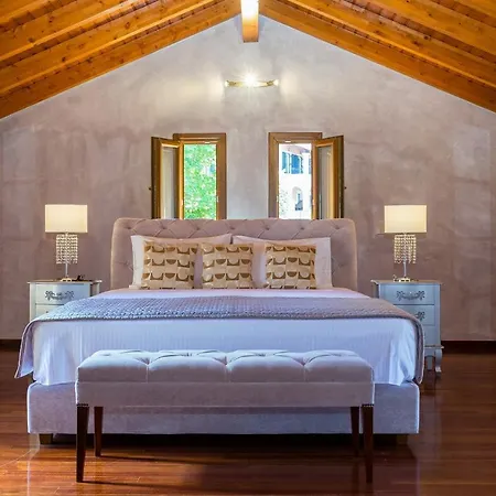 Villa Kompitsi *